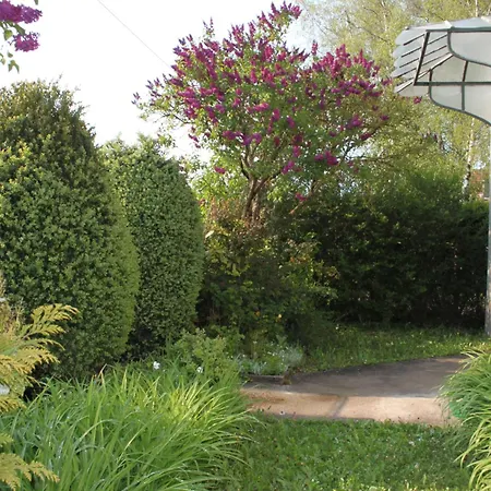 Maison Contemporaine Avec Grand Jardin, Proche Moselle Et Nancy, Ideale Pour Peche Et Loisirs Virecourt
