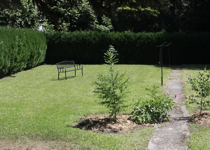 Hébergement de vacances Maison Contemporaine Avec Grand Jardin, Proche Moselle Et Nancy, Idéale Pour Pêche Et Loisirs - Fr-1-584-46 Virecourt